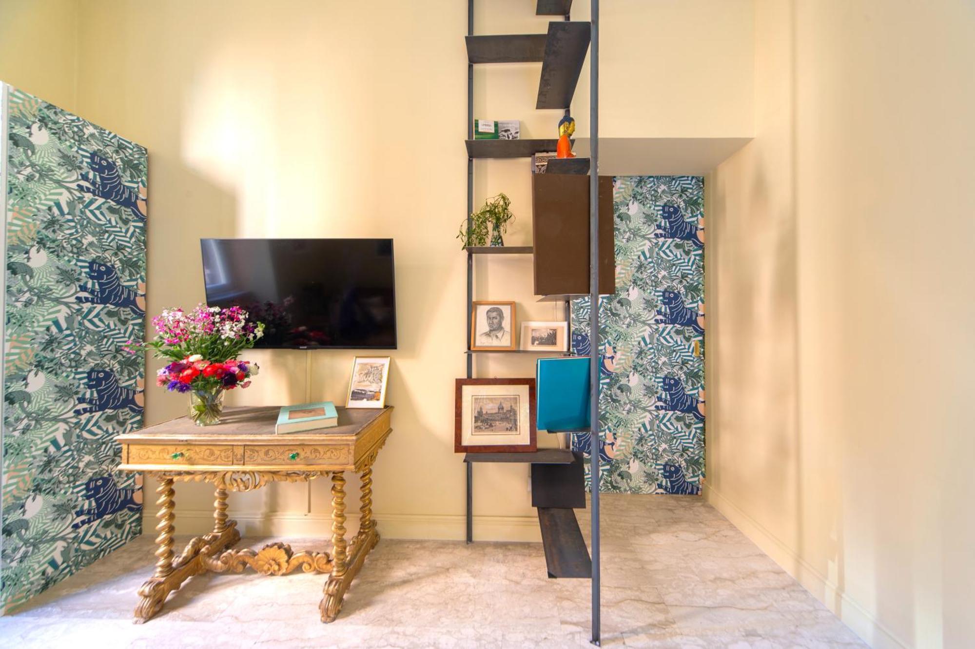 Bernini Stay, Next To Trevi Fountain Рим Екстериор снимка